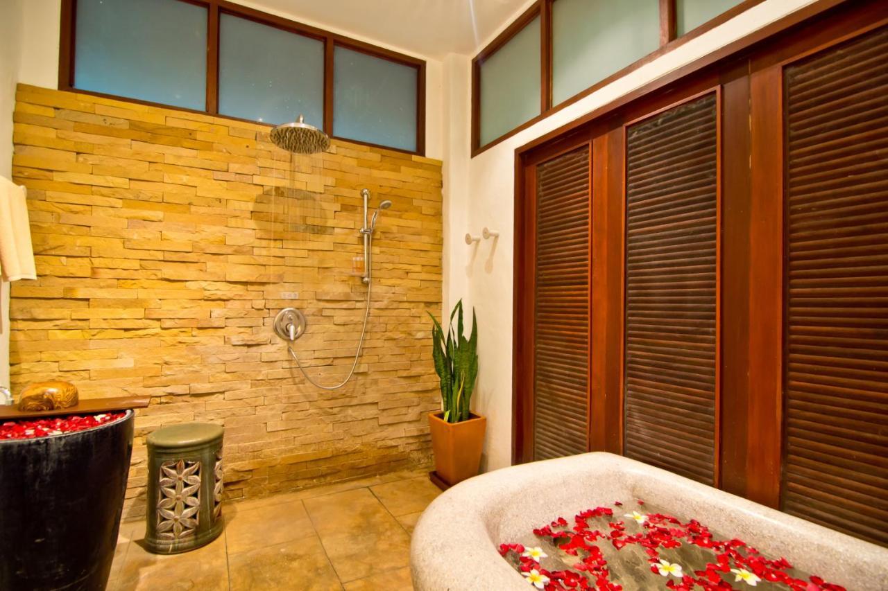 Grand Deluxe Room
